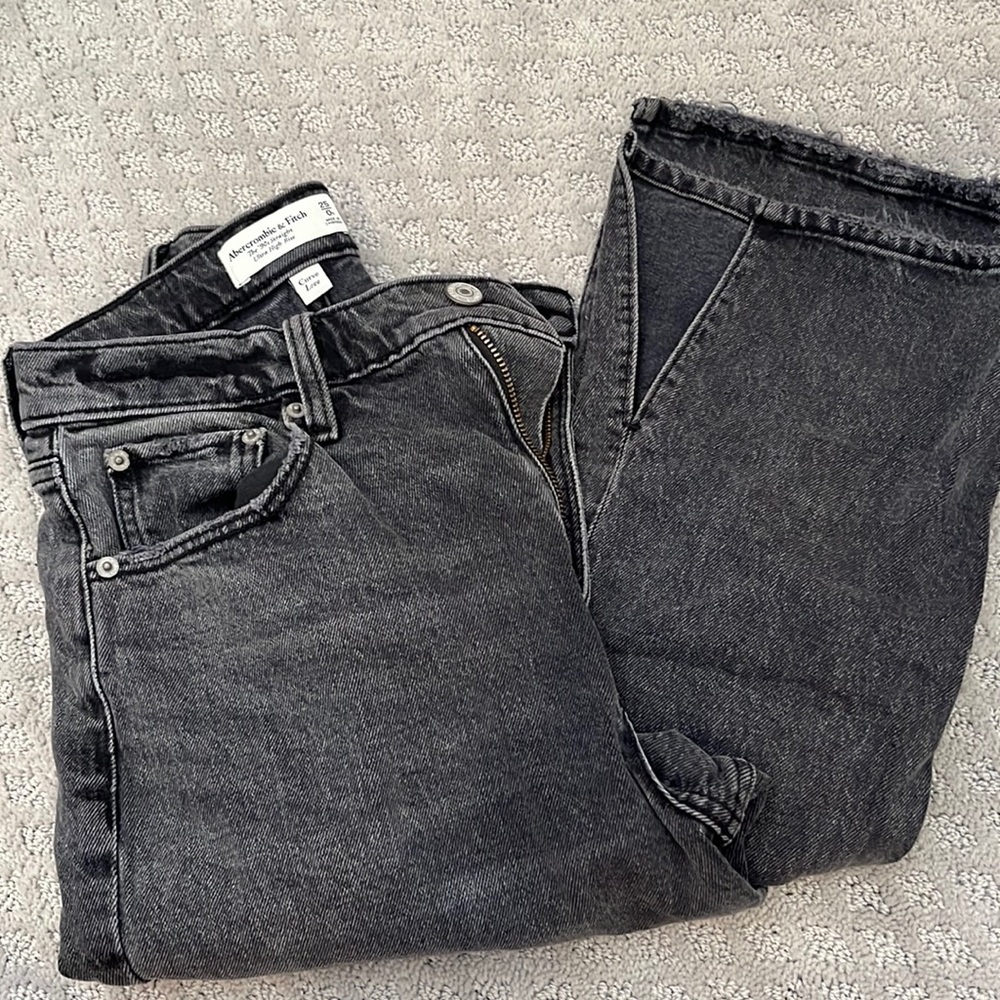 NWOT Abercrombie and fitch 90s straight ultra high rise